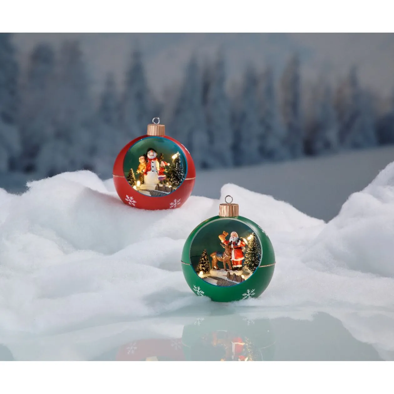 Boule de Noël avec figurines 4 LED
