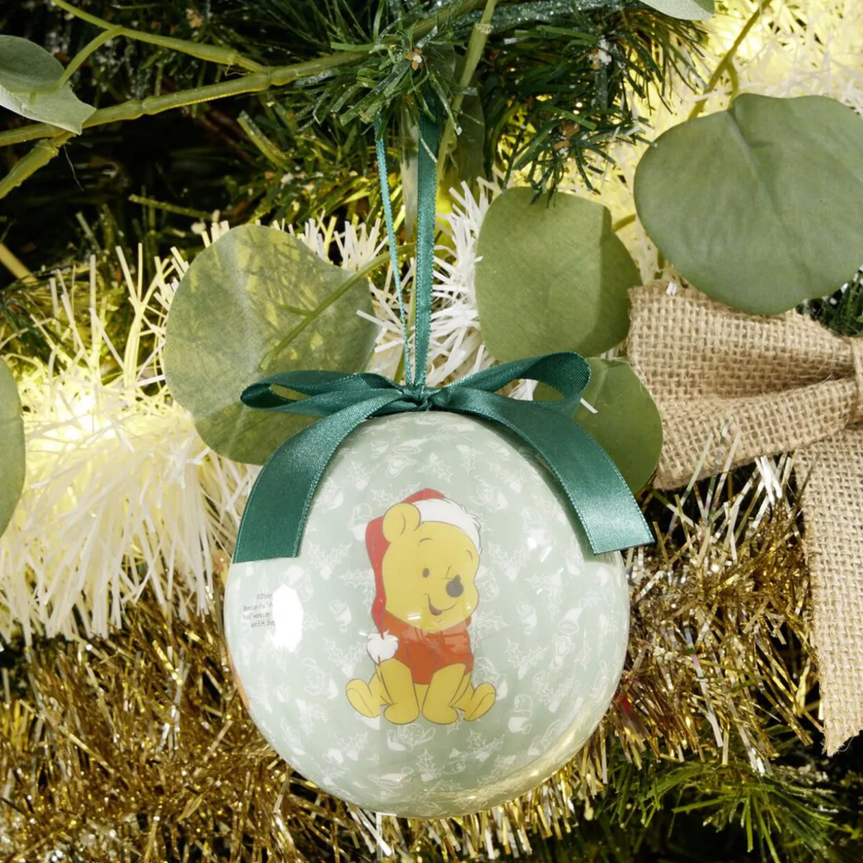 Boule de Noël Disney Winnie L'ourson vert Ø10cm