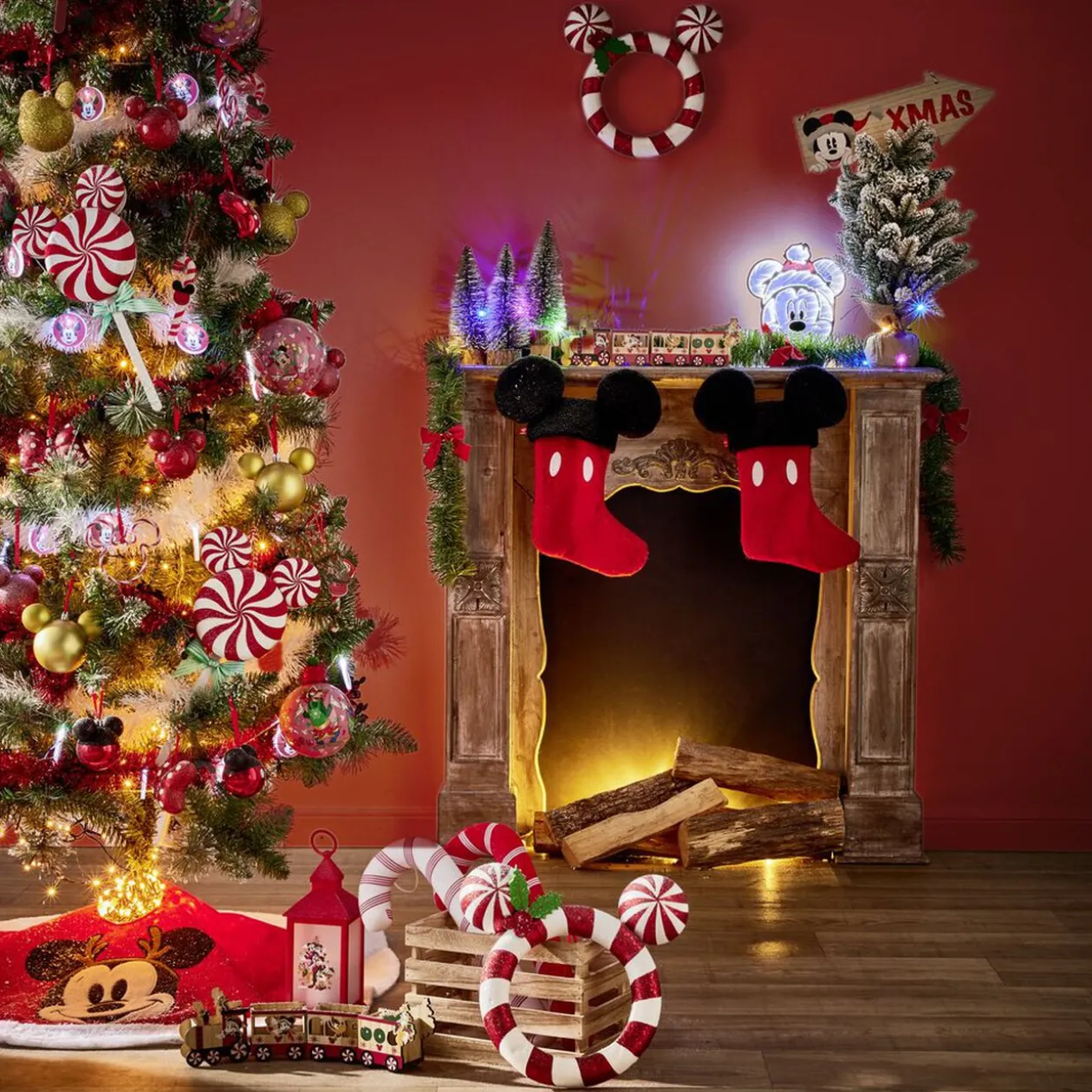 Chaussette de Noël Disney Mickey rouge et noir 24xH41cm