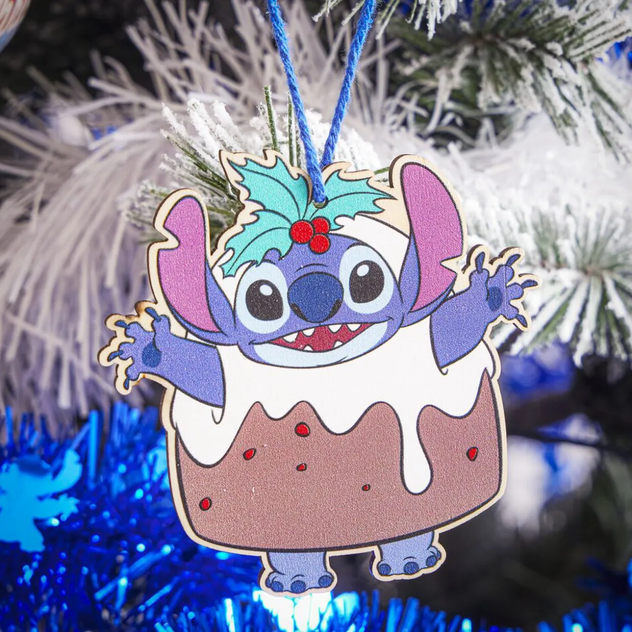 Décoration Disney Stitch en bois à suspendre H15cm