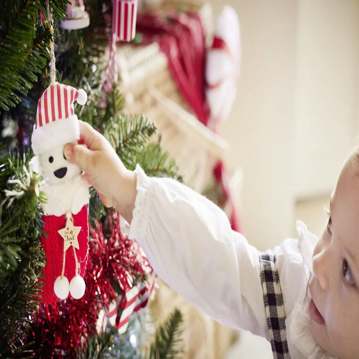 Décoration "Mon 1er Noël" à suspendre en bois chiffre 1 rouge H10cm