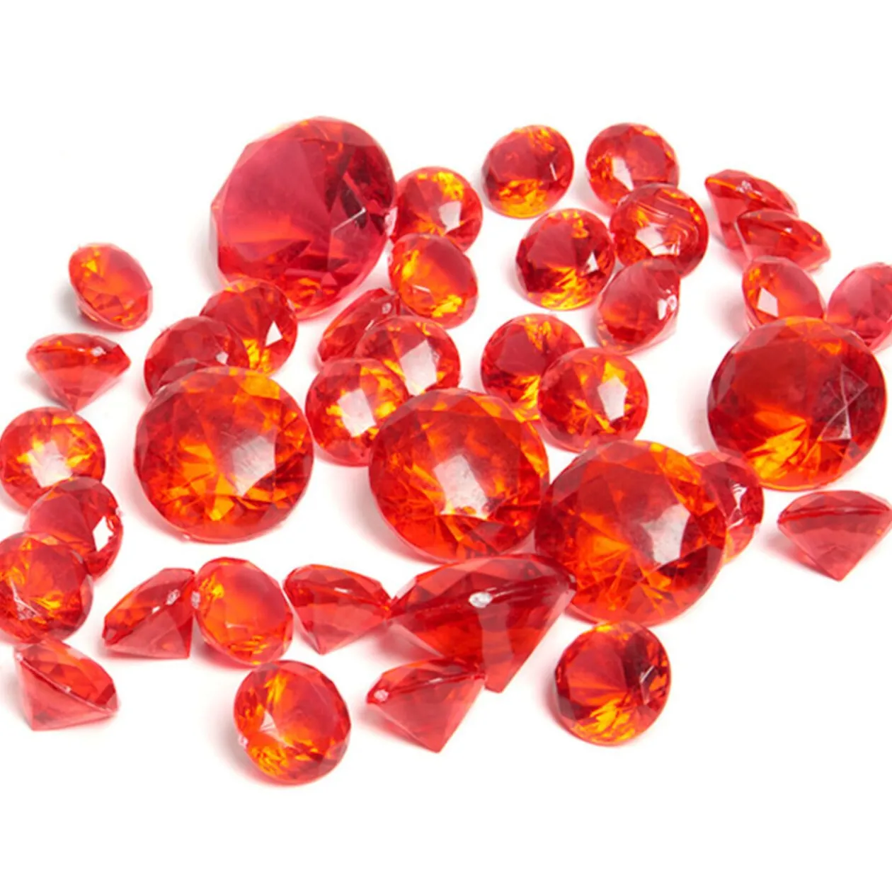 Diamants décoratifs rouges transparents