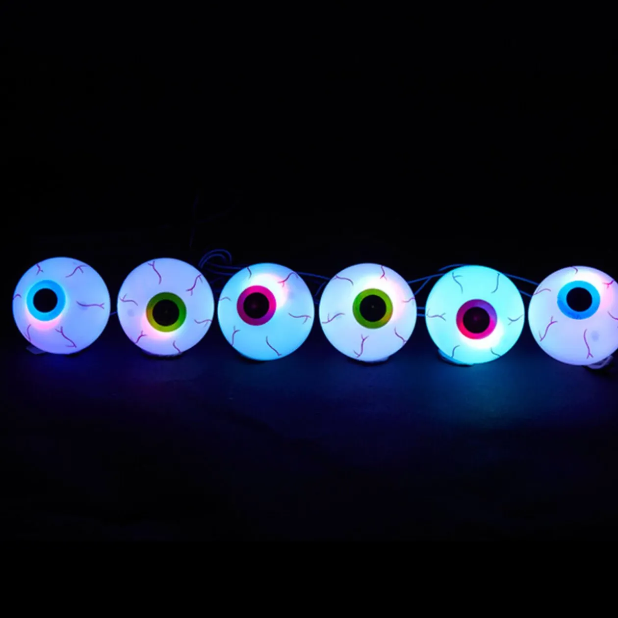 Guirlande lumineuse yeux globuleux Halloween