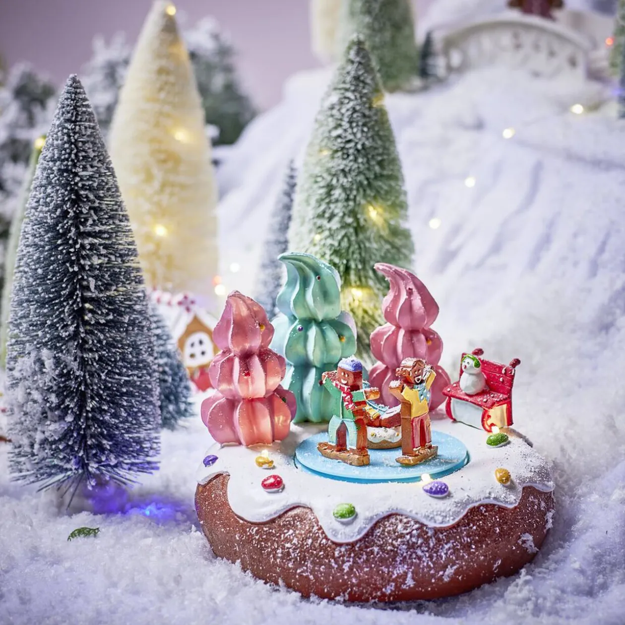 Scène lumineuse de Noël banquise à piles H9cm