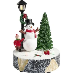 Scène village de Noël avec lanterne lumineuse