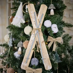 Ski en bois à suspendre, 2 modèles